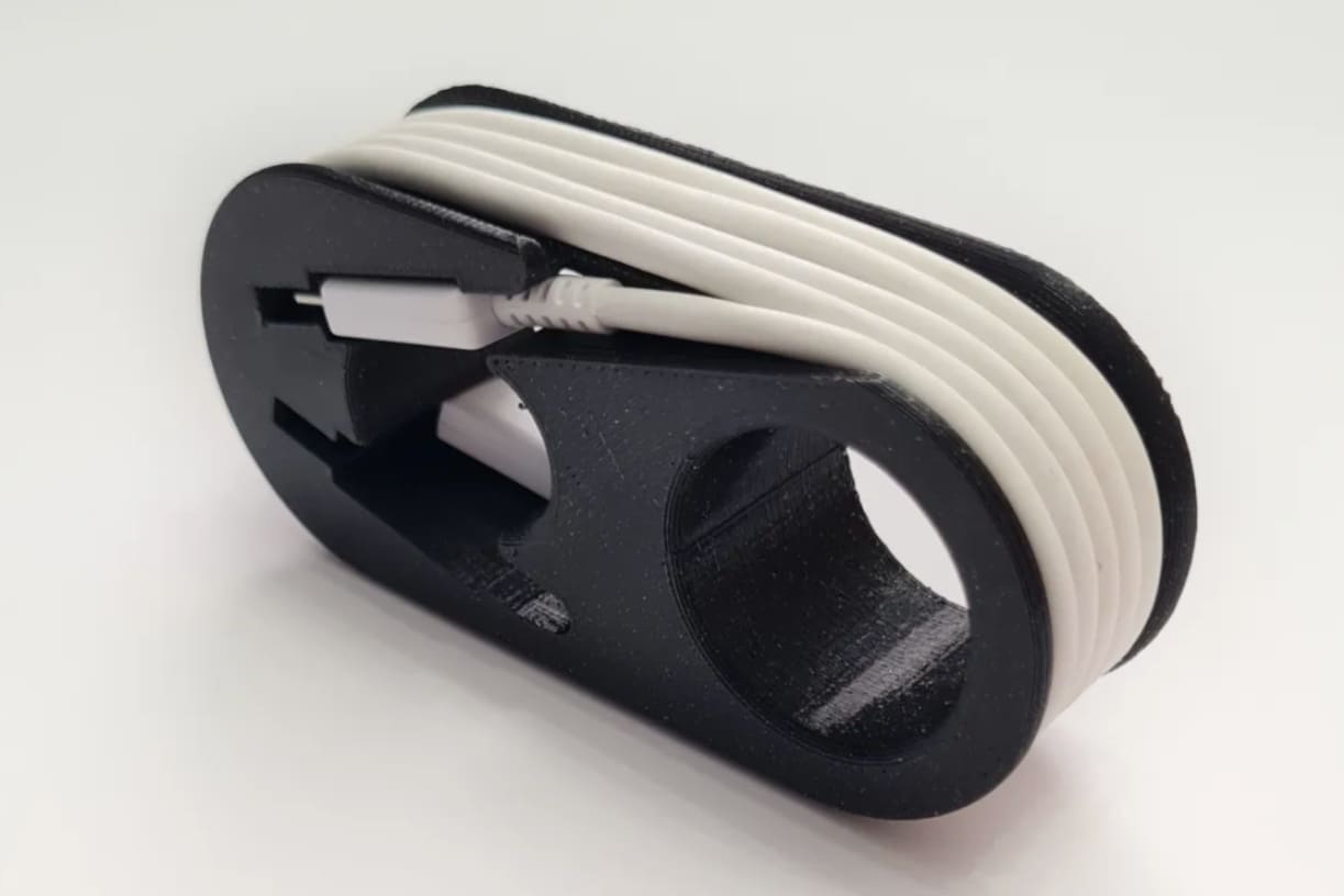 3d printed useful gadgets_3d printed travel cable organizer